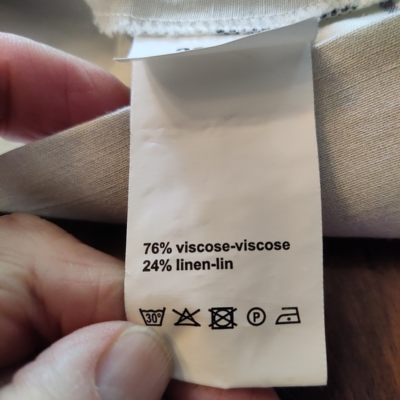 Crea Concepts Ivory Black Gray Geometric Skirt. Size 40 Medium - Picture 10 of 11